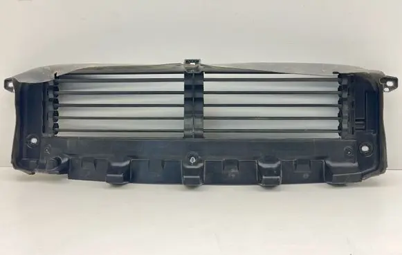 Volvo XC40 Intercooler air guide/duct channel 32227592