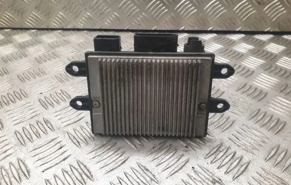 Mitsubishi Colt Glow plug pre-heat relay MN900612