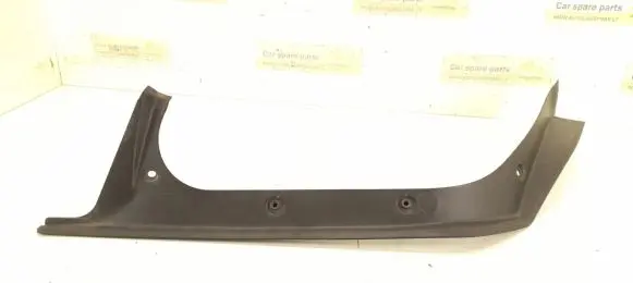 Mercedes-Benz CLS C218 X218 Loading door rubber seal (on body) 2186930133 2186931333