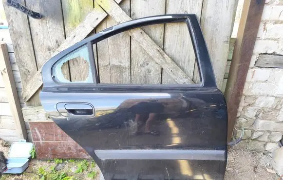 Volvo S60 Rear door