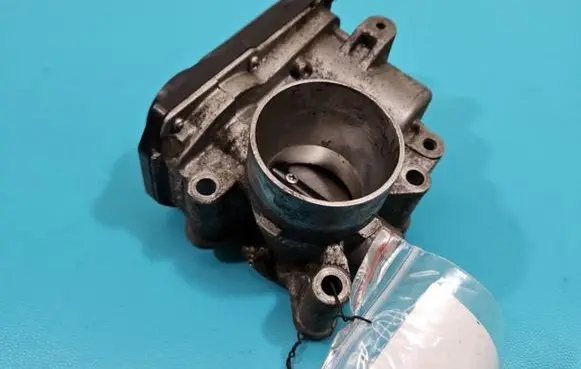 Dacia Sandero Throttle body valve 8200568712C IMPRK1421435