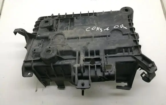 Battery box tray