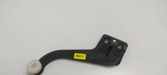 Volkswagen Transporter - Caravelle T5 Sliding door upper roller guide/hinge 7H0843436E M8571