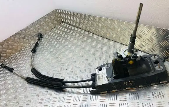 Volkswagen Eos Gear shifter/selector 1K0711049AT
