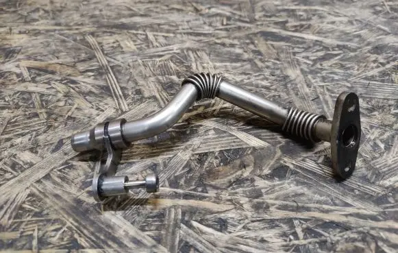 BMW 7 F01 F02 F03 F04 Turbo turbocharger oiling pipe/hose