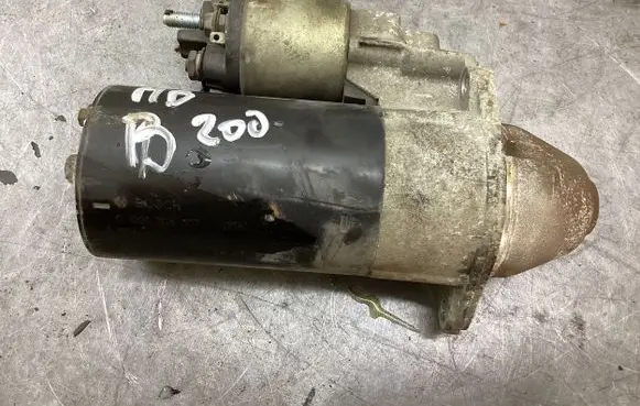 Mercedes-Benz B W245 Starter motor 0001108217 A0051517401