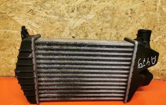 Opel Astra H Intercooler radiator 13240831 1800A WTP9019