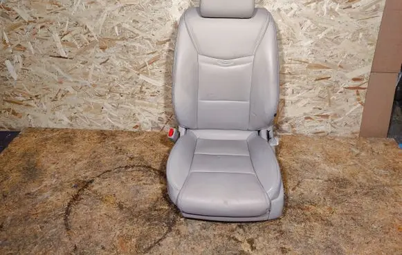 Cadillac XTS Front driver seat 