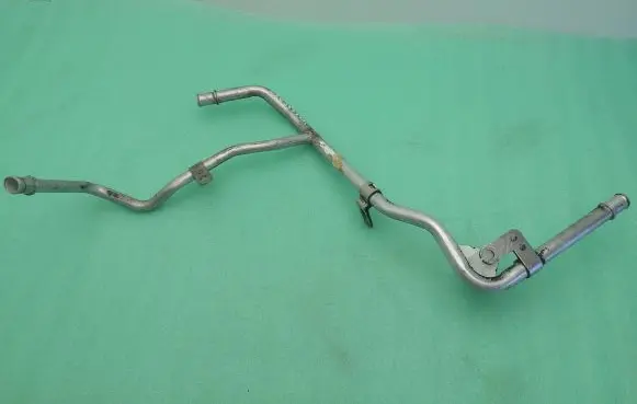 Jeep Grand Cherokee Air conditioning (A/C) pipe/hose 68058252AE