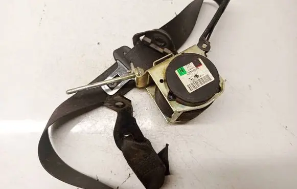 Opel Astra H Front seatbelt 560834801