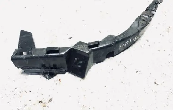 Volkswagen PASSAT B5 Front bumper mounting bracket 3b0807049a