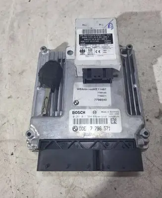 BMW X3 E83 Engine ECU kit and lock set 60837715 6941985 61356941986
