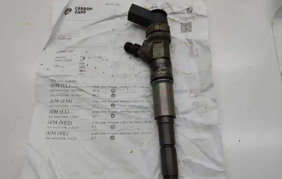 BMW 5 E60 E61 Fuel injector 0445110209