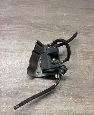 Toyota Auris 150 Turbo solenoid valve 70051308 258190R011 07T040