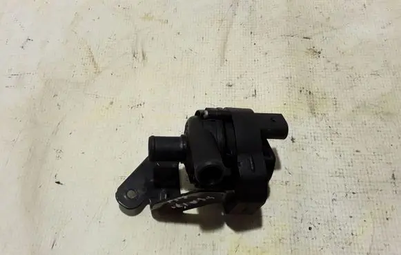 Mercedes-Benz GLA W156 Electric auxiliary coolant/water pump A2118350028