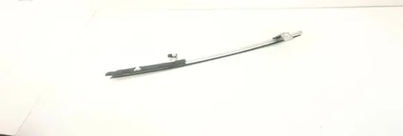 Honda CR-V Front door window/glass frame 