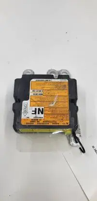 Nissan Leaf I (ZE0) Airbag control unit/module 988203NF0A 0285011268