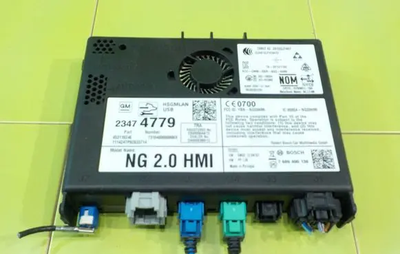 Opel Insignia A Central body control module 7609400139