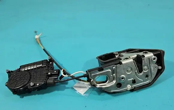 BMW 7 F01 F02 F03 F04 Front door lock 7185692 IMPRK1517985