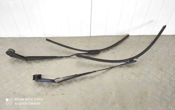 Ford Transit - Tourneo Connect Front wiper blade arm W000041503