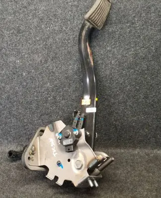 Hyundai Tucson TL Clutch pedal 32802D7300