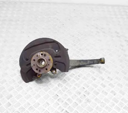 Mercedes-Benz R W251 Front wheel hub