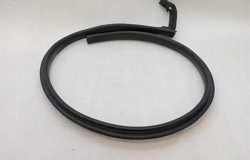 McLaren 765LT Spider Front door rubber seal 14AB122SP