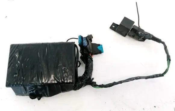 Toyota Aygo AB10 Alarm control unit/module 