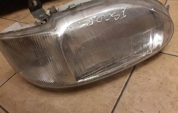 Ford Escort Headlight/headlamp 084311126