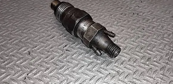 Peugeot 406 Fuel injector KCA17S42