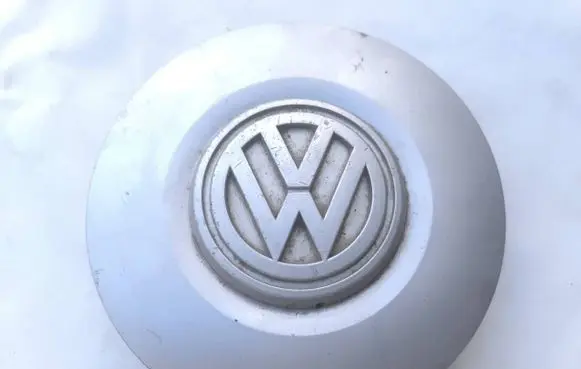 Volkswagen Golf III Original wheel cap 3A0601149A