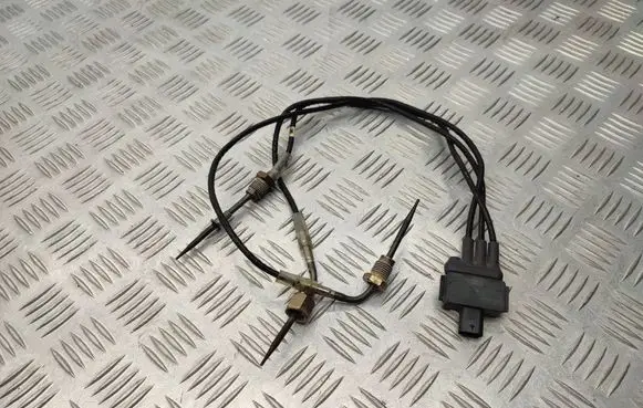 Mercedes-Benz Vito Viano W447 Exhaust gas temperature sensor A0009057415