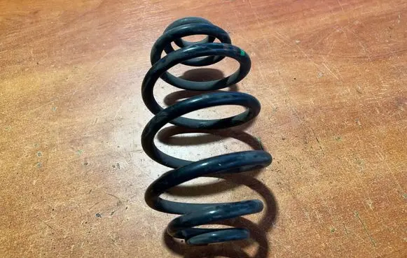 Skoda Superb B5 (3U) Rear coil spring 3B0511115P