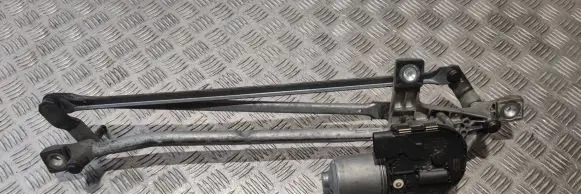 Volvo XC60 Front wiper linkage and motor 397220584