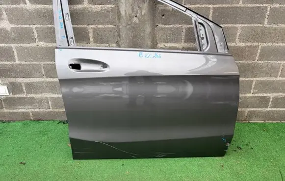 Mercedes-Benz B W246 W242 Front door 
