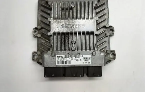 Volvo V50 Engine control unit/module 5WS40212H