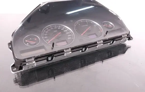 Volvo S60 Speedometer (instrument cluster) 8673802 0286669