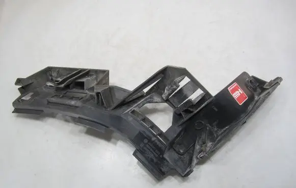 Volkswagen Golf Plus Rear bumper mounting bracket 5M0807394A