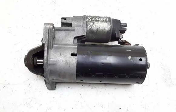 Opel Insignia A Starter motor