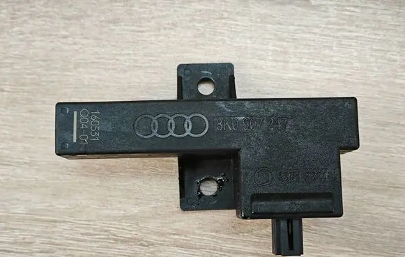 Audi A6 S6 C7 4G Other devices 8K0907247