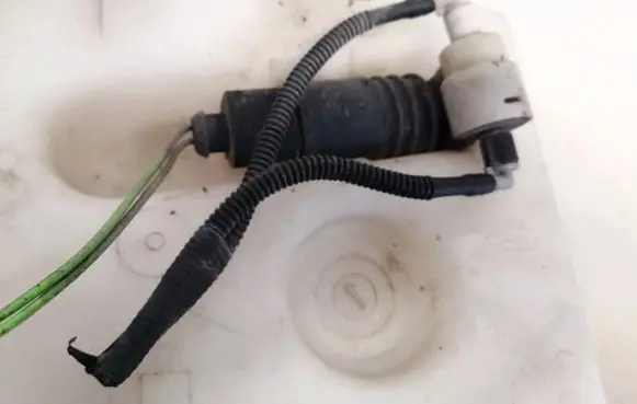 Windscreen/windshield washer pump