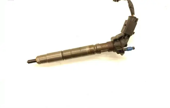 KIA Sorento Fuel injector 338002F000