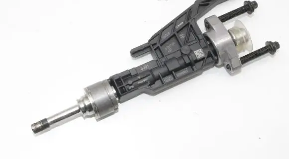 Toyota Supra A90 Fuel injector 8656548