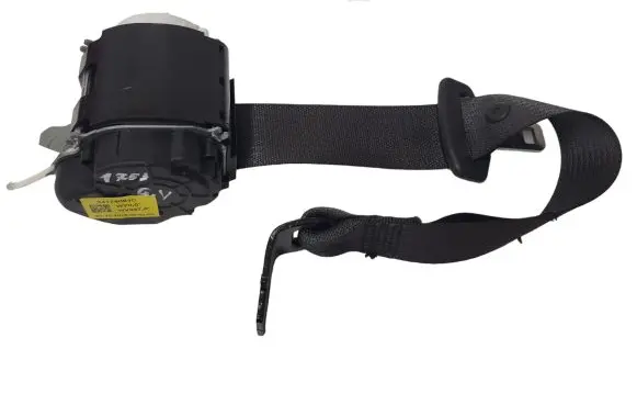 Middle seatbelt (rear)
