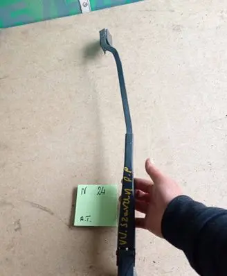 Volkswagen Sharan Front wiper blade arm 7M1955410