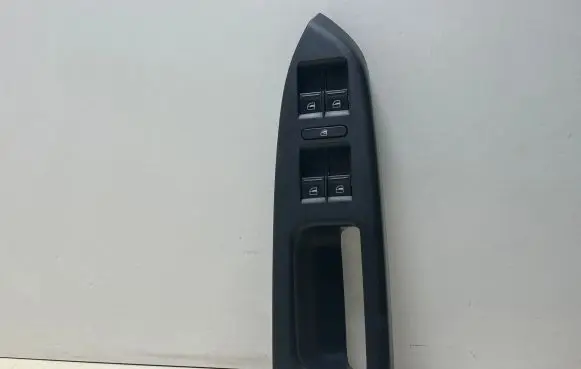 Volkswagen Touran I Front door window switch trim 1T1867371H
