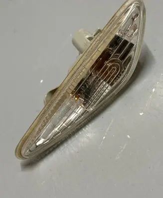 Mazda 6 Front fender indicator light P7389R 011471