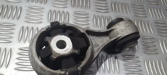 Nissan Qashqai Engine mount bracket 11350JD000