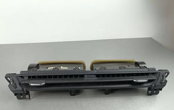 Jeep Grand Cherokee WL Dash center air vent grill 6PK87TRMAA