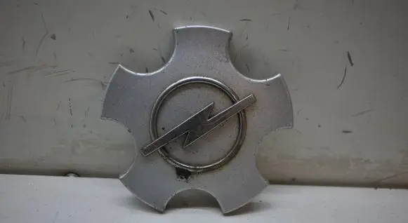 Opel Zafira B Original wheel cap 90496747AK